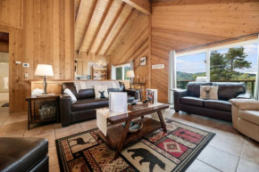 Wolf View Lodge - Adorable and modern cabin with well-appointed mountain decor